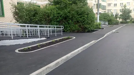 В сфере благоустройства территорий: