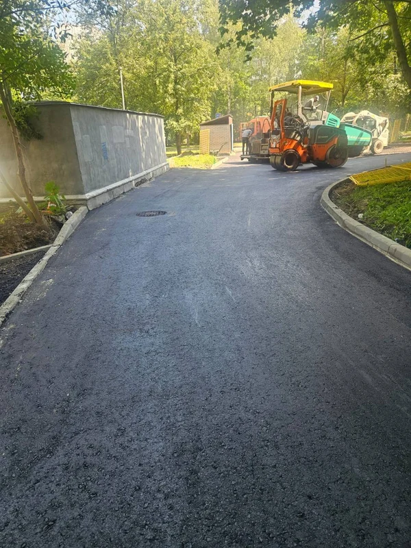 Мы занимаемся ремонтом асфальта: